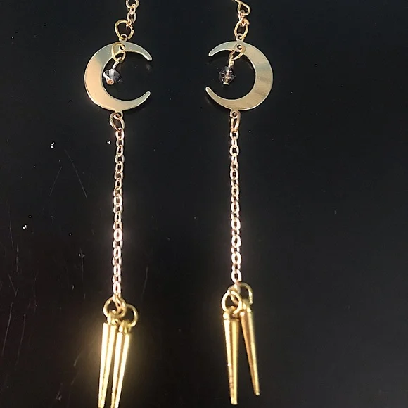18k Gold Dangly Moon Chain Earrings with Spikes. Elegant Moon Jewelry🌙 - Picture 1 of 5